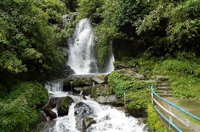 Rock Garden and Ganga Maya Park – Scenic Getaways